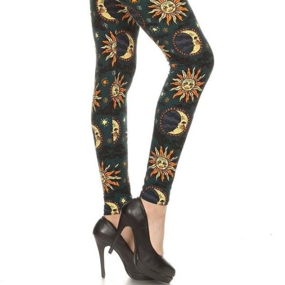 Sun & Moon Celestial Astrology Leggings Killstar - Picture 1 of 3